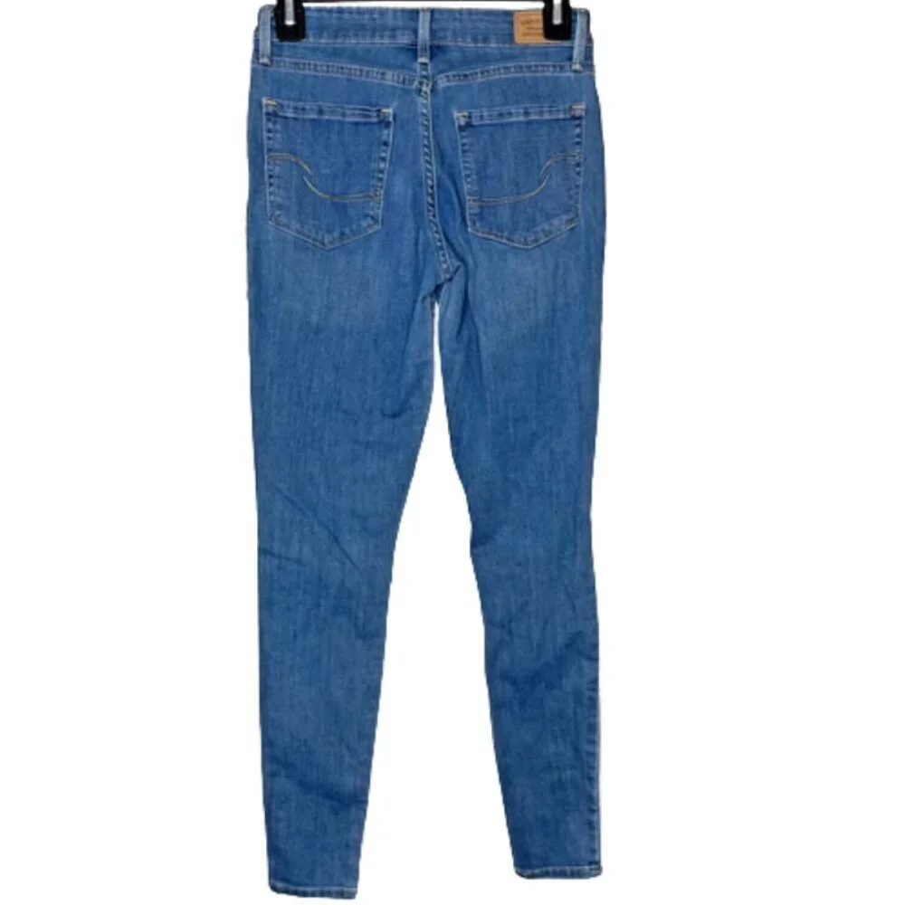 Signature by Levi Strauss Indie Sleaze Distressed Mid Rise Super Skinny Jeans 26